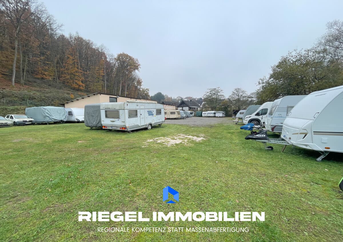 Attraktives Gewerbegrundstück mit Lagerhalle und stabilen Mieteinnahmen, Brücken