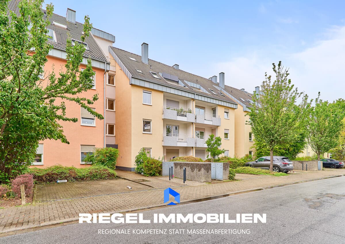 Gepflegte 3 Zimmer Wohnung mit 2 Balkonen und Garage, Speyer