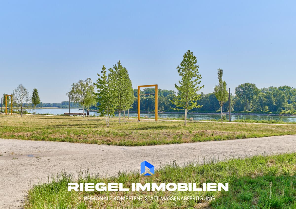 Rhein erste Reihe – Exklusive Erdgeschosswohnung mit Garten und zwei Terrassen, Speyer