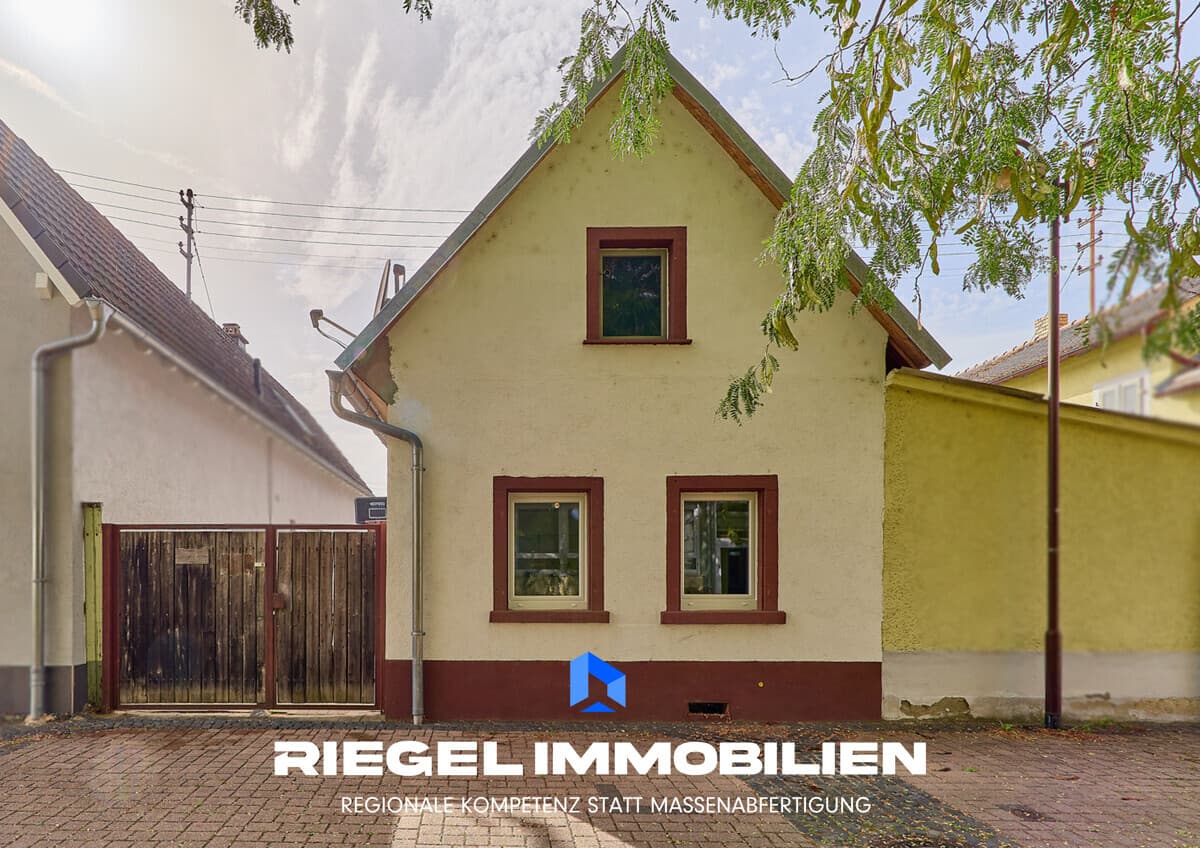 Wohnen mit Innenhof, Doppelgarage und zusätzlichem Wohnbereich, Heßheim